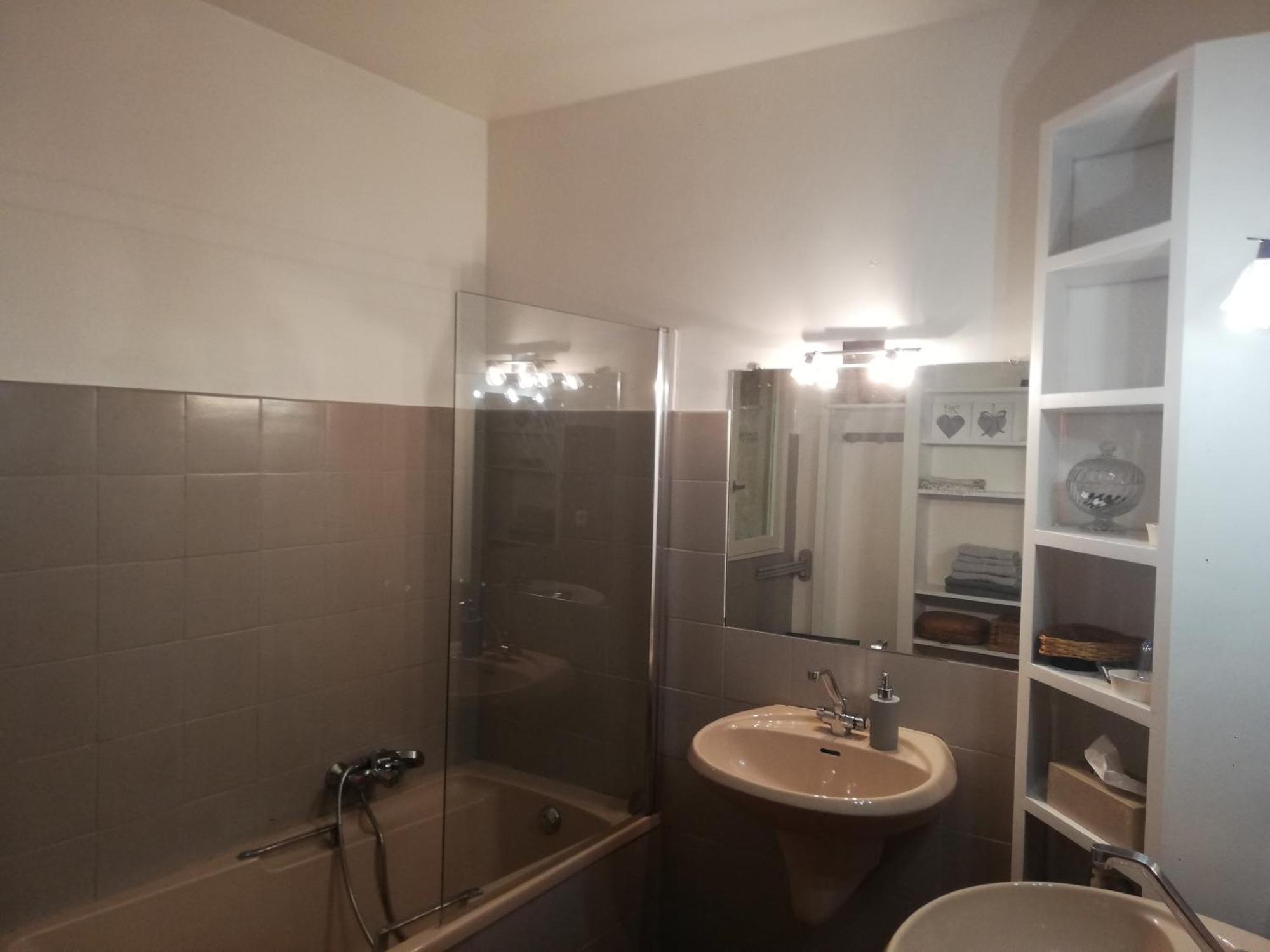 Chambre Lumineuse, Calme Absolu 알루아츠 객실 사진